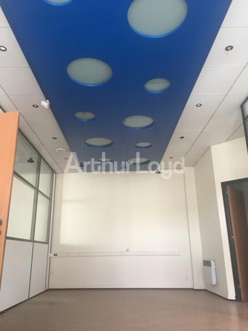 Bureaux à louer ou à vendre à Roubaix centre lumineux et climatisés