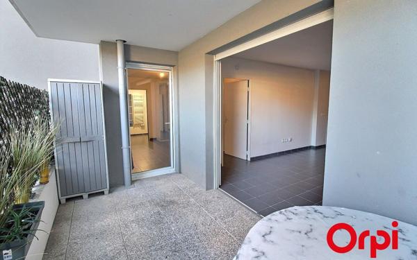 Appartement à vendre    2 pièces • 40 m2 Marseille 11