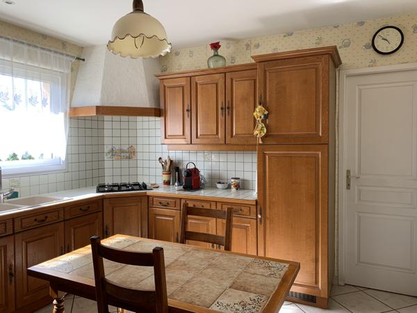 Tignieu-Jameyzieu (38230) TIGNIEU MAISON PLAIN PIED 109 m² SUR TERRAIN PLAT ET ARBORE DE 800 m² AVEC GARAGE ET ANNEXE