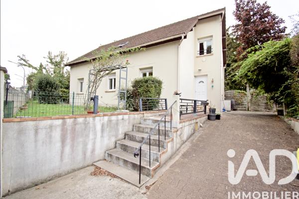 Maison à vendre 5 pièces 131 m² Saint-Germain-lès-Arpajon