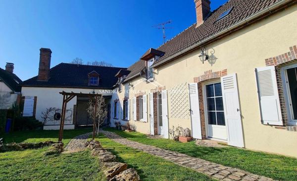 MAINTENON - SAINT PIAT - MAGNIFIQUE LONGERE RENOVEE de 220 m², 8 pièces