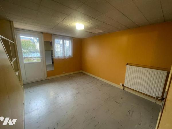 CAEN RIVE DROITE MAISON 6 PIECES A RENOVER