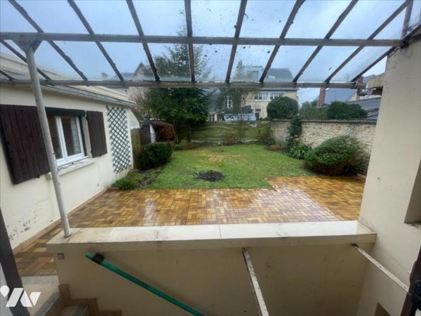 CAEN RIVE DROITE MAISON 6 PIECES A RENOVER