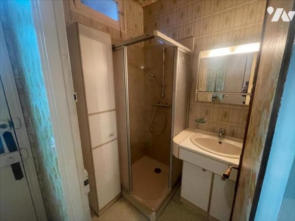 CAEN RIVE DROITE MAISON 6 PIECES A RENOVER