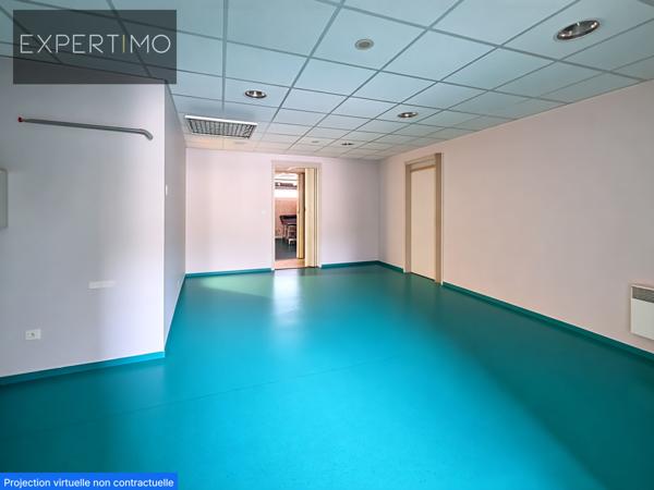 La primaube (12450) Local commercial à fort potentiel - emplacement stratégique au cœur d'un centre médical dynamique.