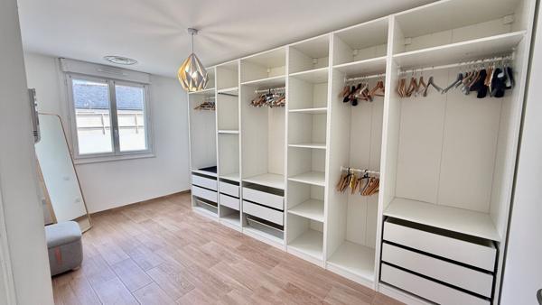 Maison PLAIN-PIED Suce Sur Erdre - 145M²- 4 Chambres - La Mahére
