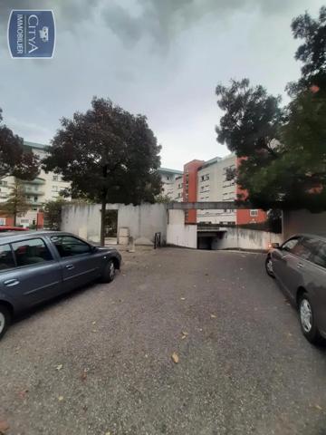 Parking à louer Échirolles (38130)