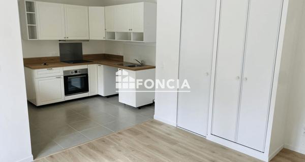 Location Appartement 2 pièces 44.16 m² - Massy 91300