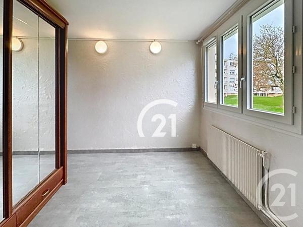 Appartement F4 à vendre  4 pièces - 65,09 m2 VILLIERS LE BEL - 95