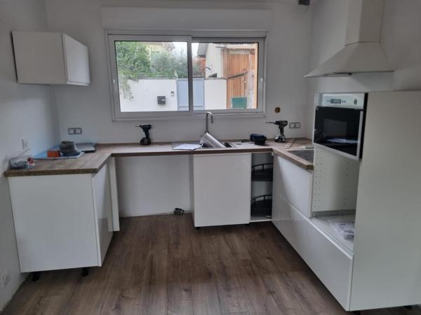 Maison de plain pied rénovée dans quartier prisé