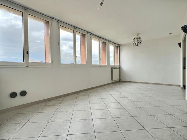 A vendre appartement de type 2/3 à Marseille 13005 - CONCEPTION