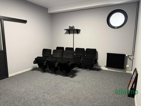 Maison de 220m2  Saint-Priest (69800)