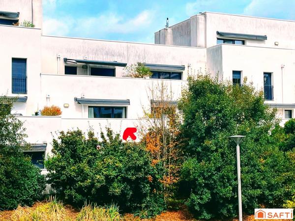 Parfait état, emplacement idéal, parking sécurisé