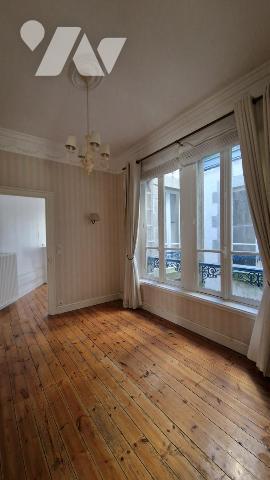 BEL APPARTEMENT-TRES LUMINEUX-157 M²