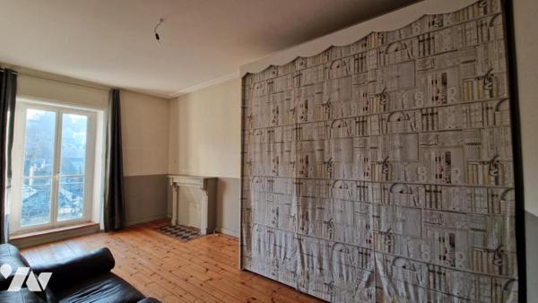 BEL APPARTEMENT-TRES LUMINEUX-157 M²