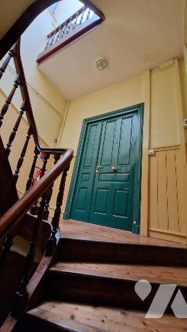 BEL APPARTEMENT-TRES LUMINEUX-157 M²