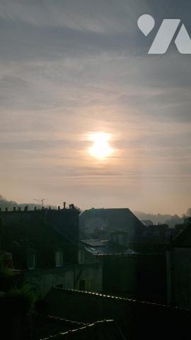 BEL APPARTEMENT-TRES LUMINEUX-157 M²