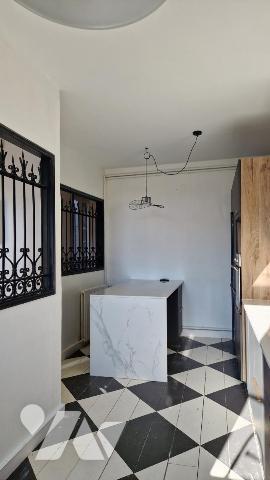 BEL APPARTEMENT-TRES LUMINEUX-157 M²