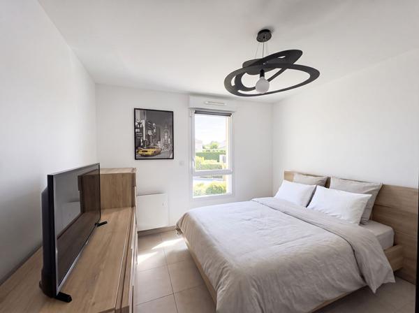 Appartement T2 récent avec terrasse et 2 places de parking privatifs - Résidence 2021 à Gardanne