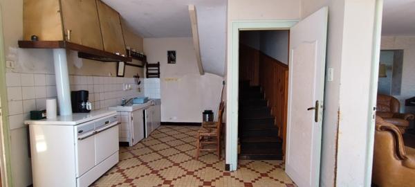 Maison à vendre 84 990 € Puymangou 7 p 137 m² DPE F