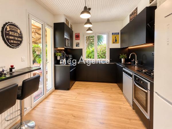 Maison à SIX-FOURS-LES-PLAGES, 83140 - 4 pièces 76m²