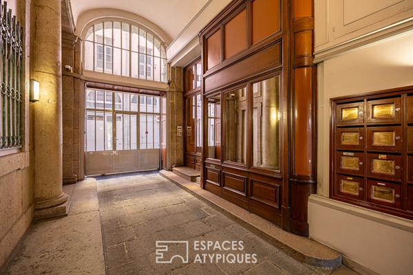 Bourgeois en dernier étage avec vue imprenable sur la Place Bellecour