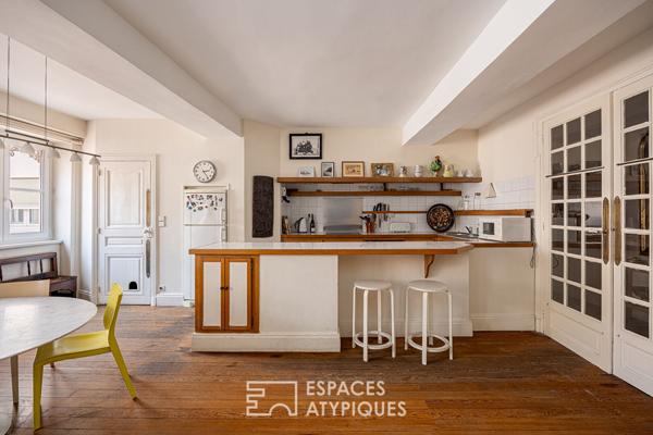 Bourgeois en dernier étage avec vue imprenable sur la Place Bellecour