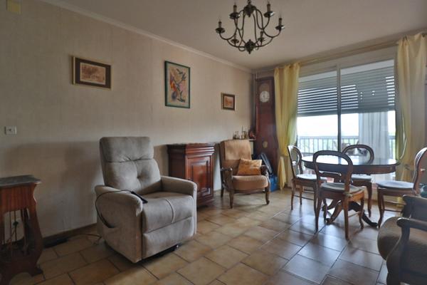 Appartement T3/4 de 78m2 situé dans une résidence à Martigues