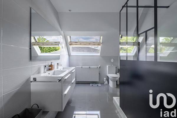 Maison à vendre 7 pièces 270 m² Lamorlaye