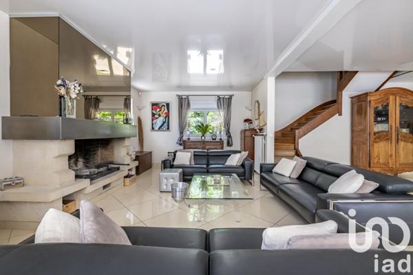 Maison à vendre 7 pièces 270 m² Lamorlaye