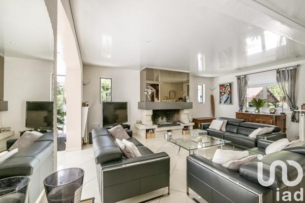 Maison à vendre 7 pièces 270 m² Lamorlaye