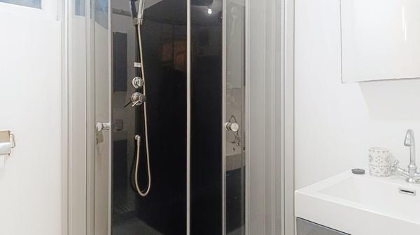 Achat immeuble près de CHERBOURG EN COTENTIN - 4 pièce(s) - 56 m² - 183 000 €