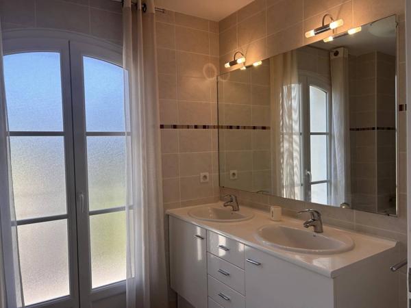 Maison de Charme au golf de pont royal avec Piscine