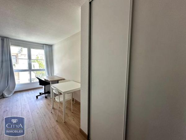 Appartement à louer 1 pièce 19.06m²