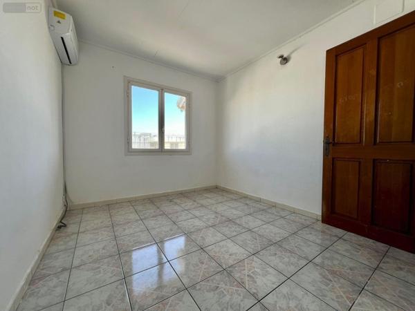 Maison à vendre à Sainte-Clotilde à la Réunion (97490), ref : 97405/213