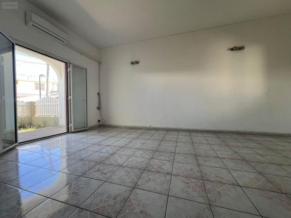 Maison à vendre à Sainte-Clotilde à la Réunion (97490), ref : 97405/213