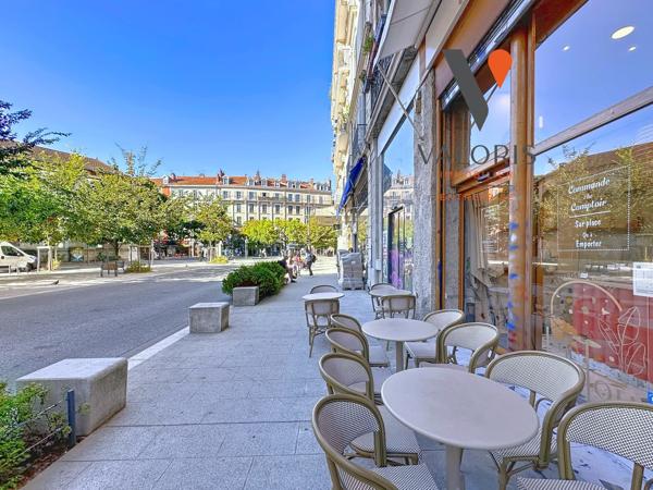 GRENOBLE CENTRE-BERANGER-VICTOR HUGO-VENTE FONDS DE COMMERCE