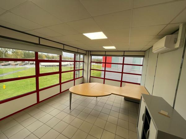 A LOUER - BUREAUX 900 M2 - LONGUEIL SAINTE MARIE (60) ENTRÉE AUTOROUTE A1