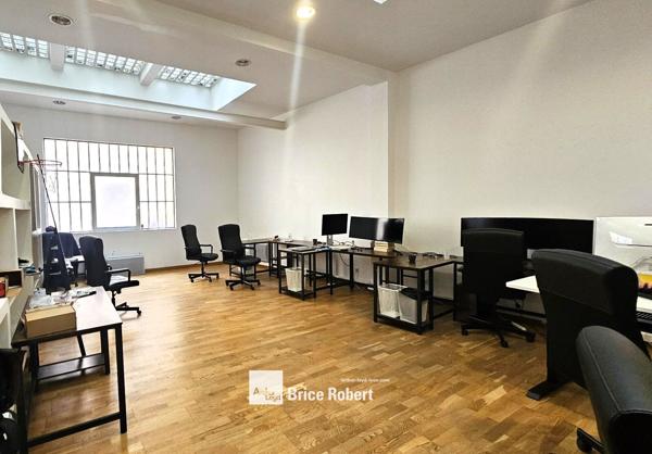 Bureaux à louer clé en main à Lyon 7ème avec open space