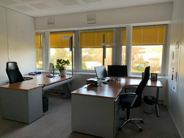 Bureaux à louer à Avignon AGROPARC, immeuble divisible, ascenseur, prestations de qualité, parking
