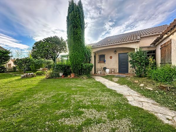 Maison à vendre à Plan de Cuques, calme, luminosité, commodités