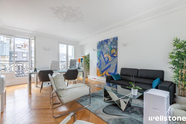 Bureaux à louer à PARIS 75008
