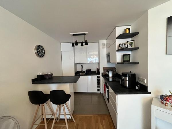 Appartement Issy Les Moulineaux 2 pièce(s) 46.16 m2