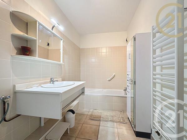 Appartement T3 à vendre  3 pièces - 71,16 m2 MONTELIMAR - 26