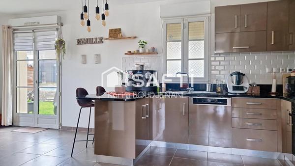 Maison de 3 chambres, 251 m2 de terrain, parkings...