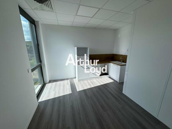 Location bureaux neufs 349 m² Sophia Antipolis