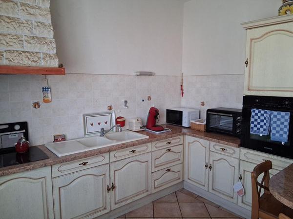 Maison de ville T5 à CHEVANCEAUX