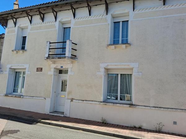 Maison de ville T5 à CHEVANCEAUX