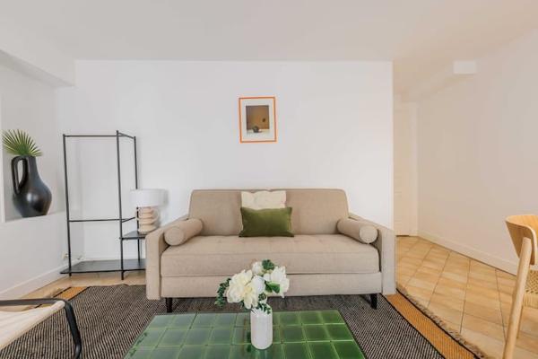 Appartement T2 Ecuries Faubourg Saint Denis