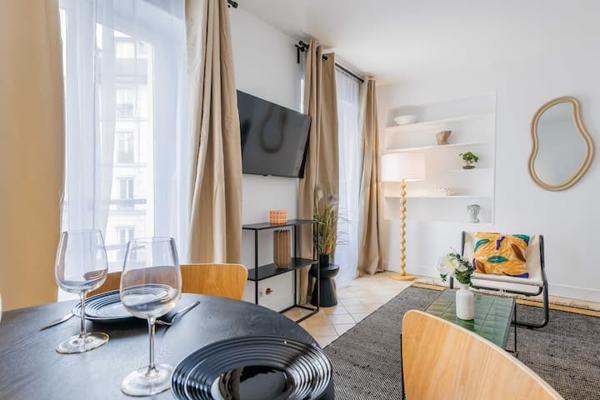 Appartement T2 Ecuries Faubourg Saint Denis
